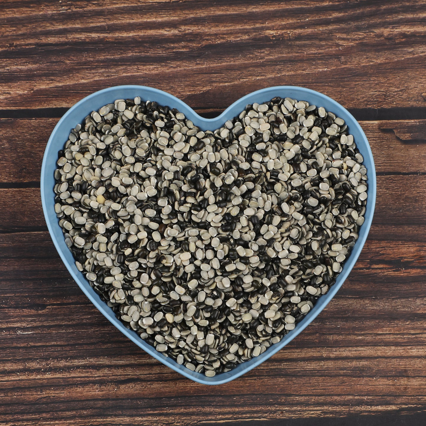 Unpolished Urad Dal (Split Chilka)